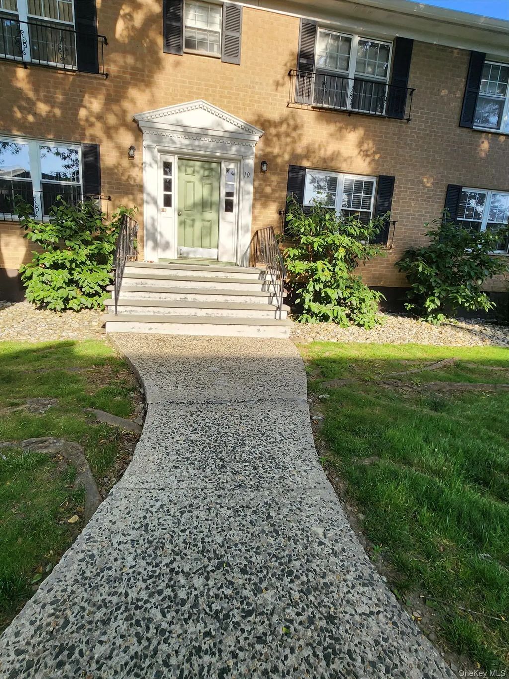 10 Somerset Drive # 26k, Suffern