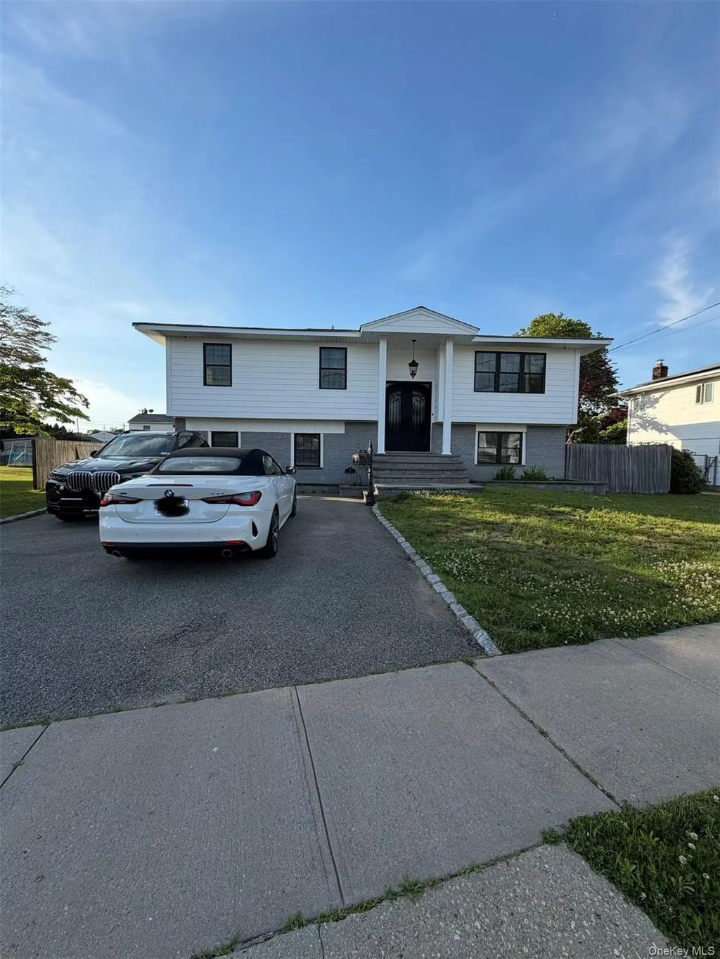 19 Jersey Street, Hicksville