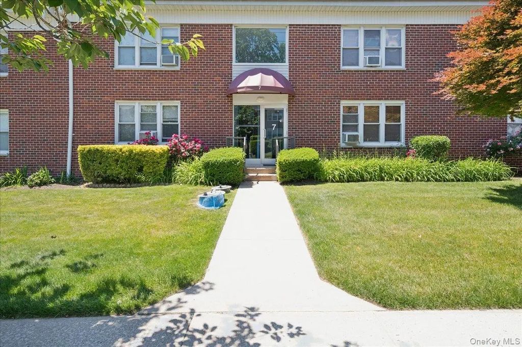 7 Wainwright Avenue # 2a, Yonkers