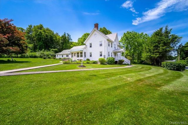 150 Mount Airy Road, New Windsor