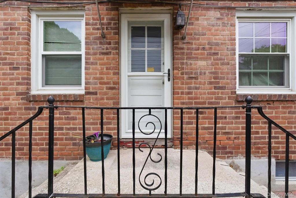 200 North Street # B, Newburgh