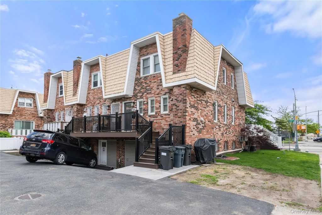1666 Seagirt Boulevard, Far Rockaway