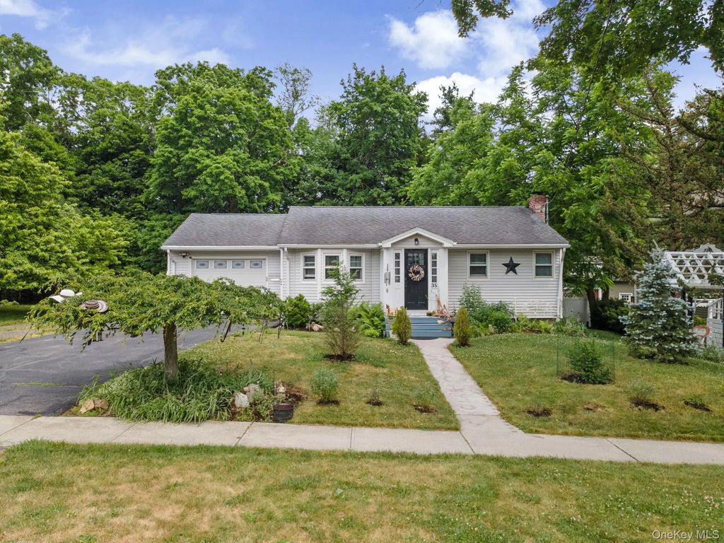 35 Highland Avenue, Walden