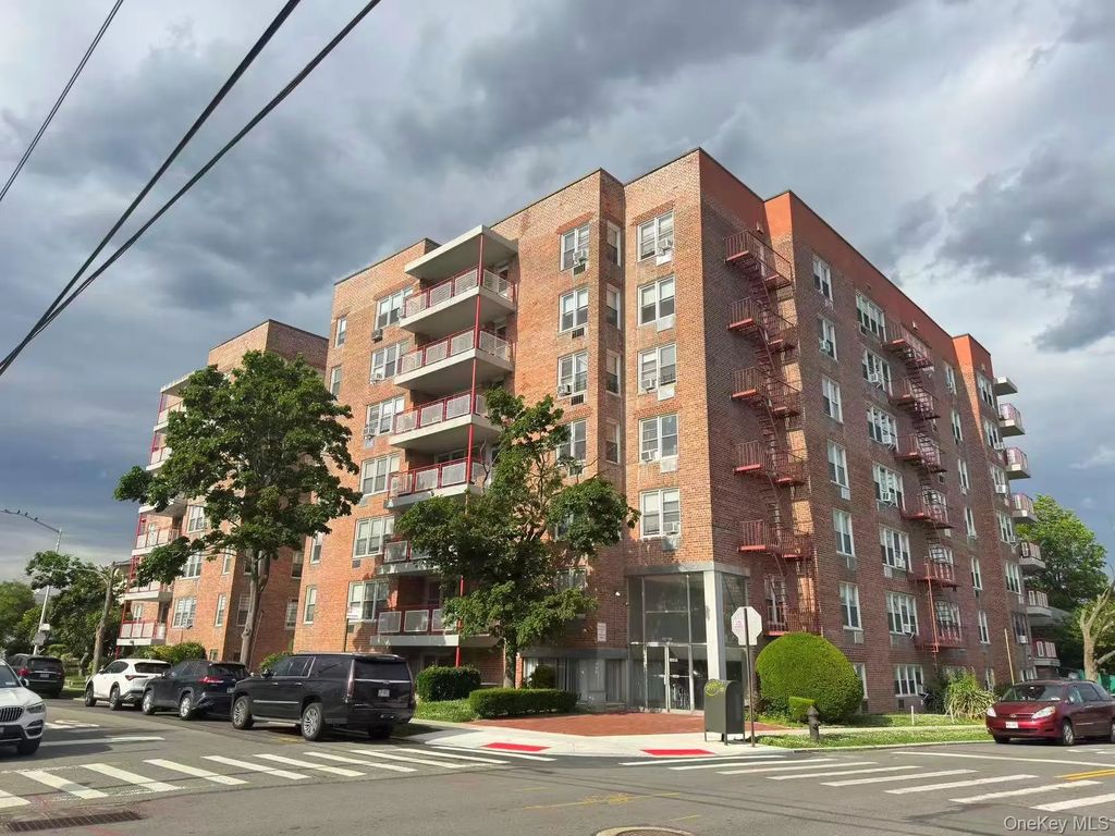 34-25 150th Place # 4b, Flushing
