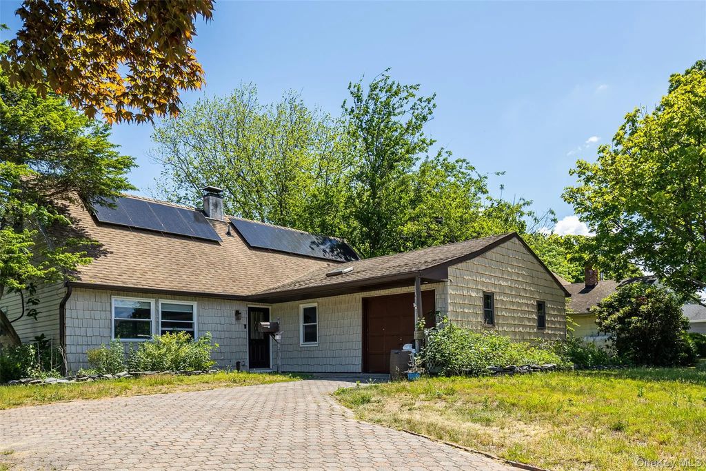 215 Avondale Drive, Centereach