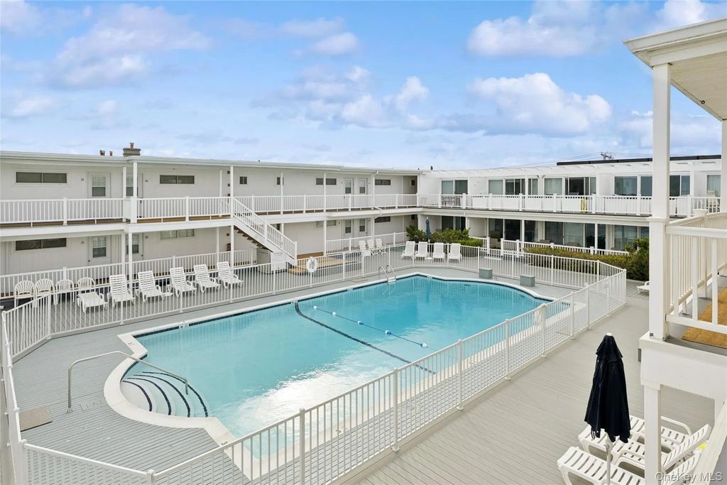 281 Dune Road # 17b, Westhampton Beach