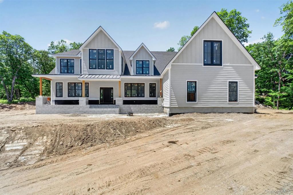 1349 Hanover Street, Yorktown Heights