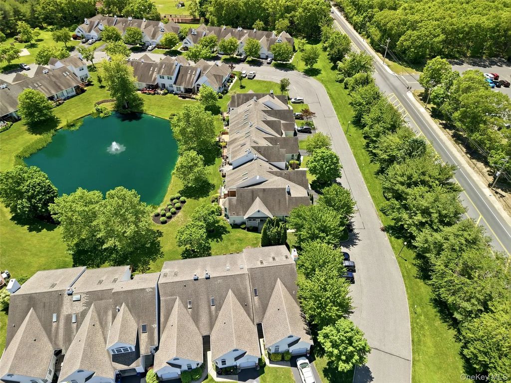2508 Nicole Drive, Port Jefferson Station