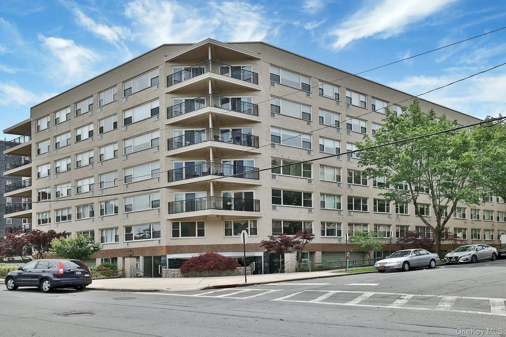12 Old Mamaroneck Road # 7f, White Plains