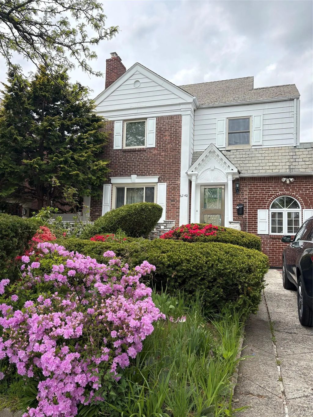 6240 Cromwell Crescent, Rego Park