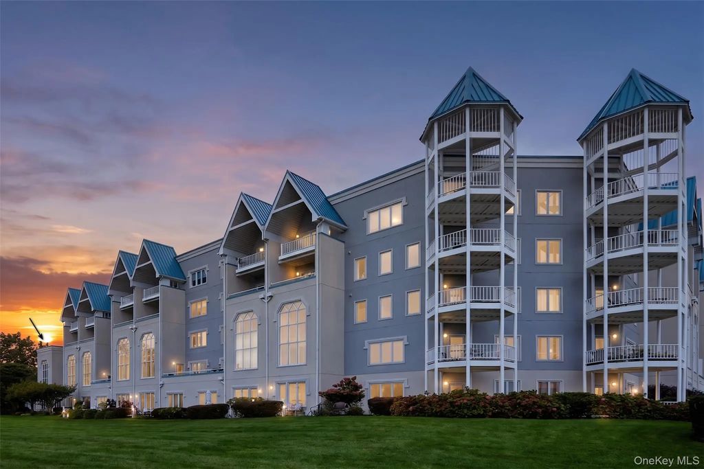 213 Devries Court # 213, Piermont