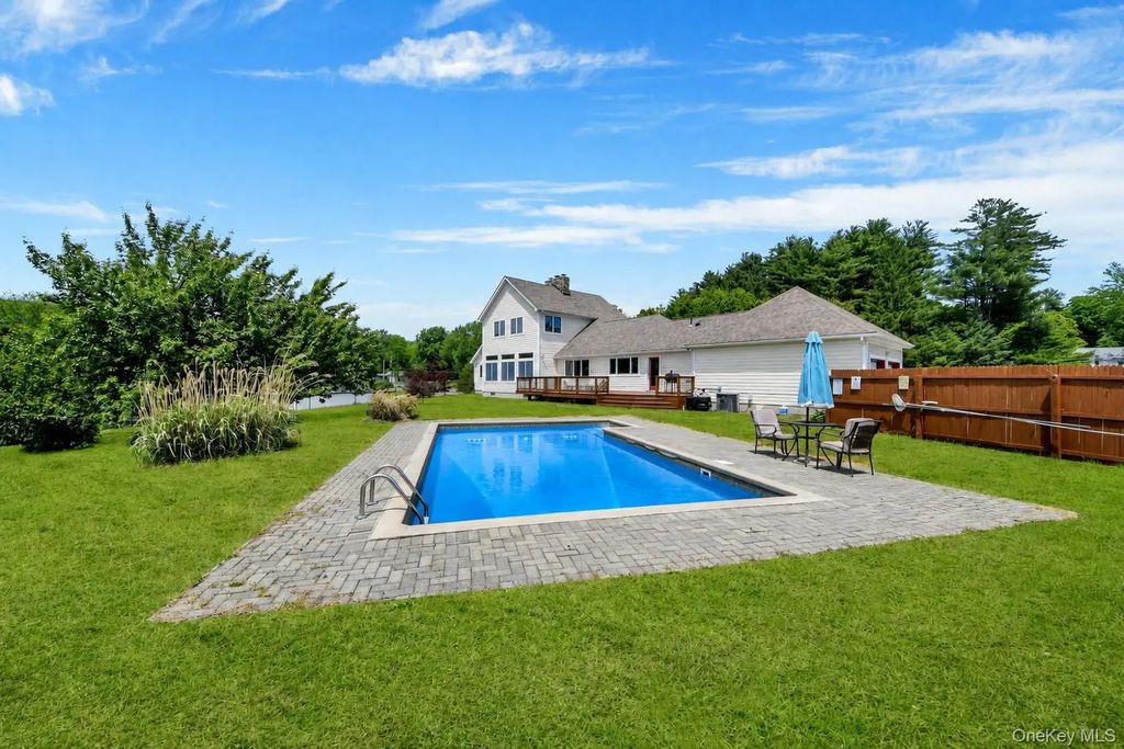 99 Whitlock Road, Otisville