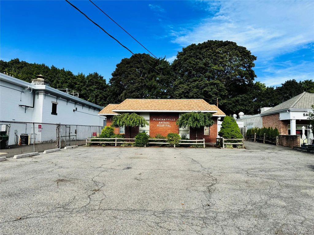479 Marble Avenue, Pleasantville