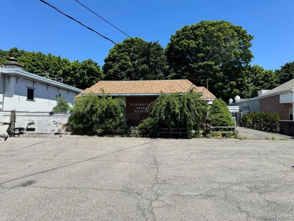 479 Marble Avenue, Pleasantville