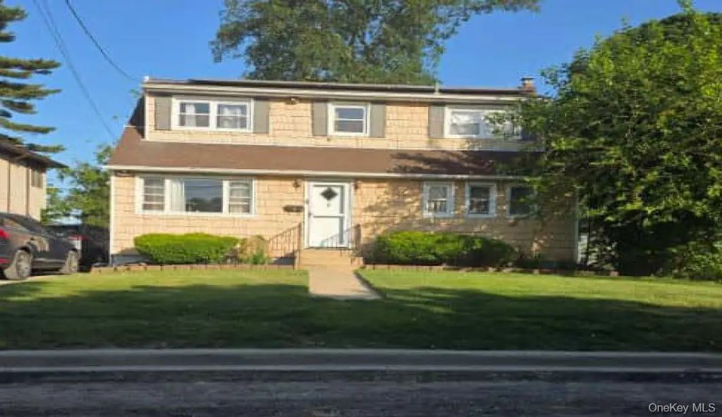 1425 Tadmor Street, North Merrick