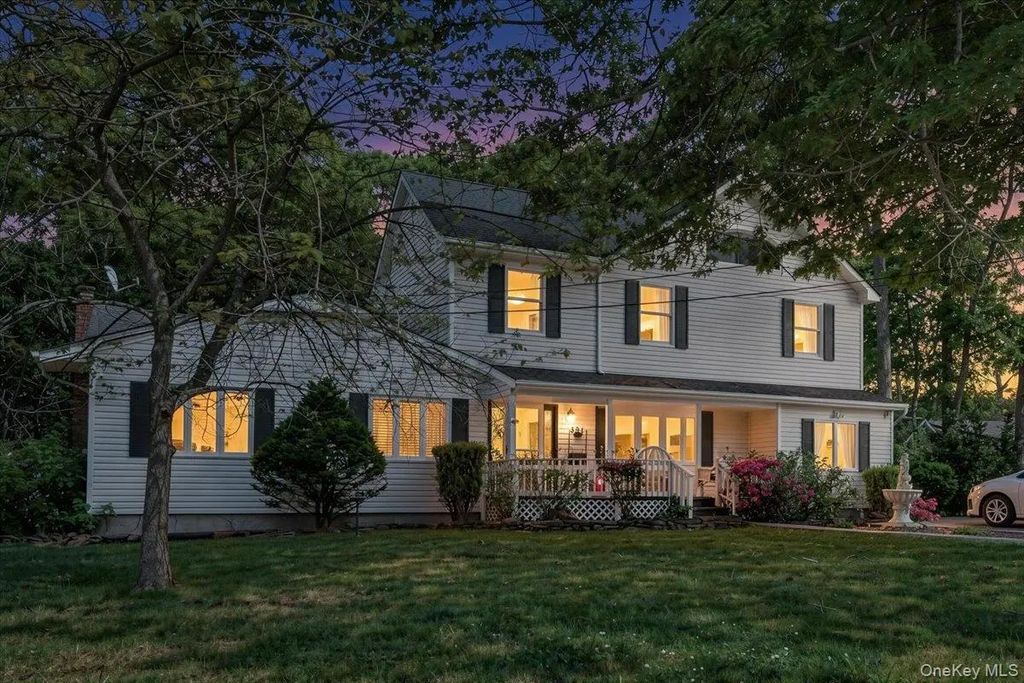 391 Orchid Drive, Mastic Beach