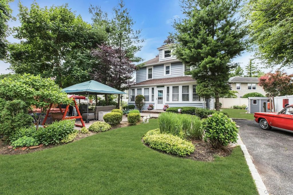 436 Bedell Terrace, West Hempstead