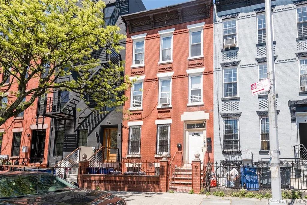 1055 Jefferson Avenue, Brooklyn