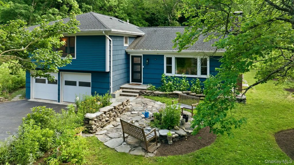 119 Mustato Road, Katonah