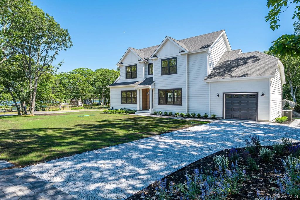 1700 Smith Drive S, Southold