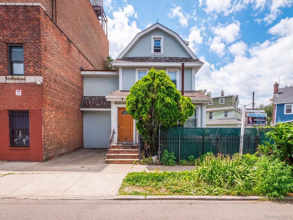 11614 Bessemer Street, Richmond Hill