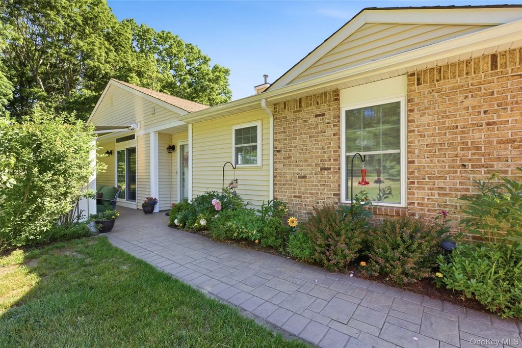 10 Pheasant Trail, Coram