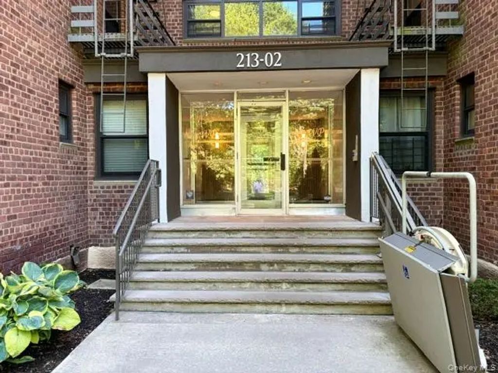 213-02 75th Avenue # 4e, Bayside