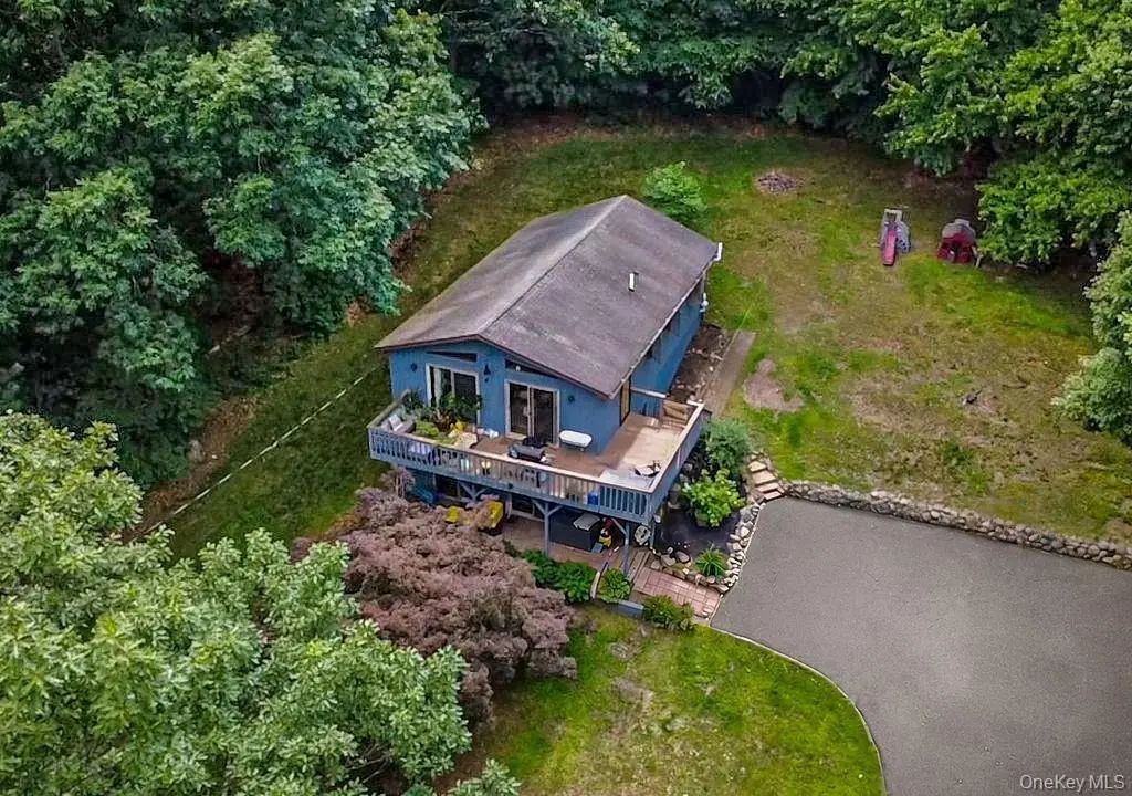 20 Ernst Road, Cortlandt Manor