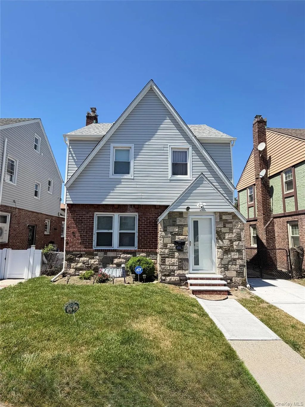 176-65 132nd Avenue, Springfield Gardens