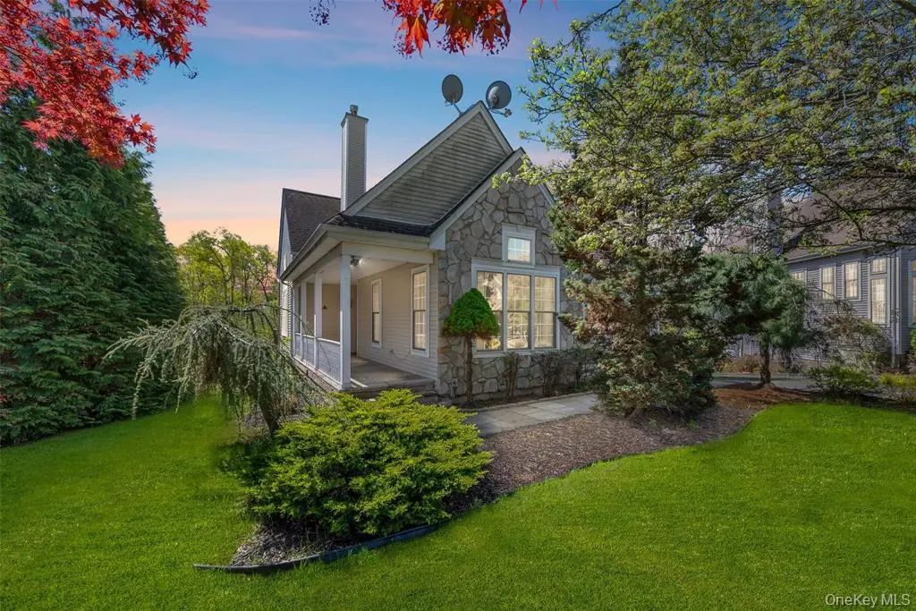 7 Paisley Court, Highland Mills