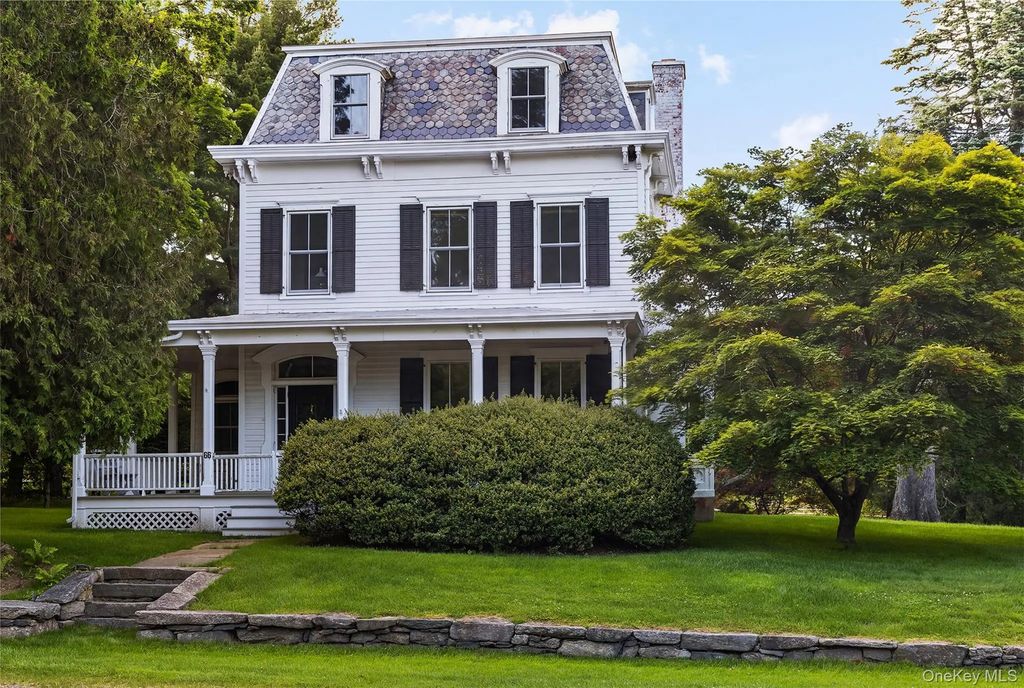 66 Pound Ridge Road, Bedford