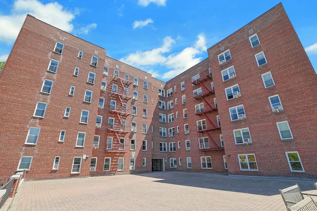 1 Hawley Terrace # 2a, Yonkers