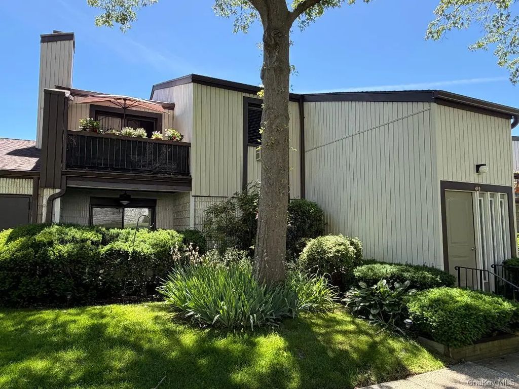 49 Richmond Boulevard # 1b, Ronkonkoma