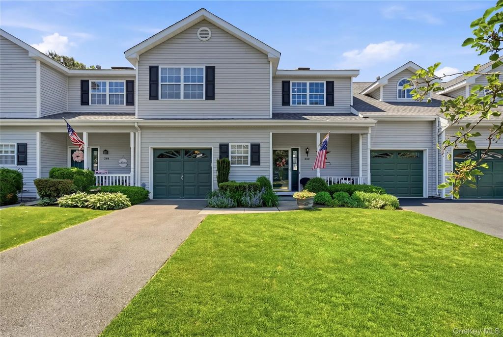132 Willow Wood Drive, Oakdale