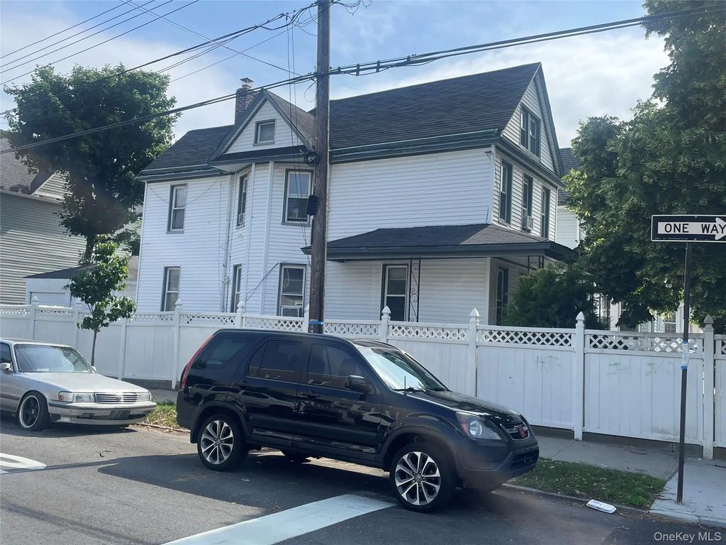 12518 97th Avenue, Richmond Hill S.