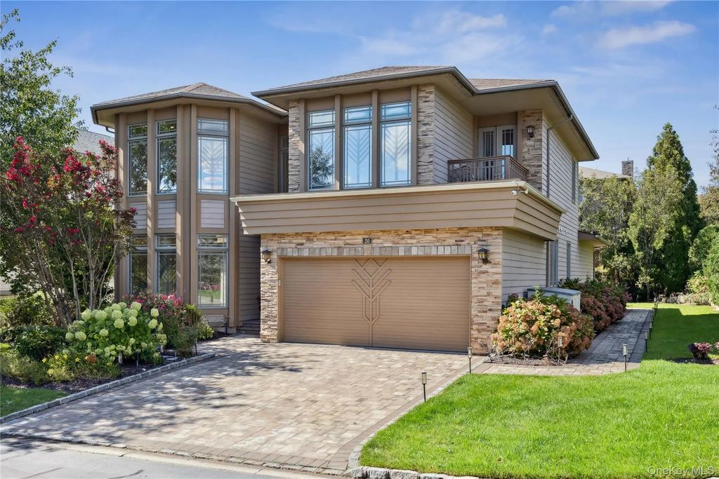 20 Kettlepond Road, Jericho