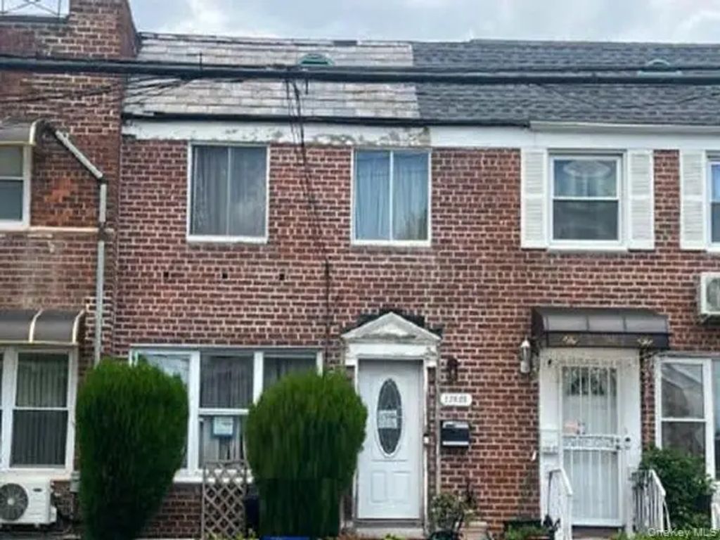 229 05 141st Avenue, Laurelton
