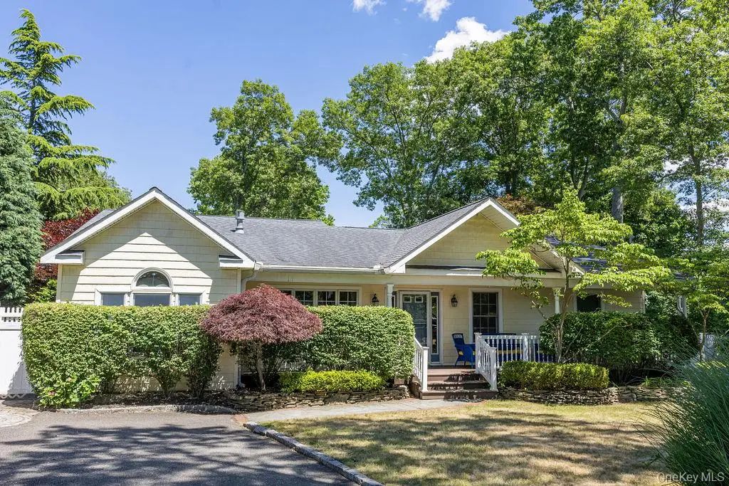229 Alexander Avenue, Nesconset