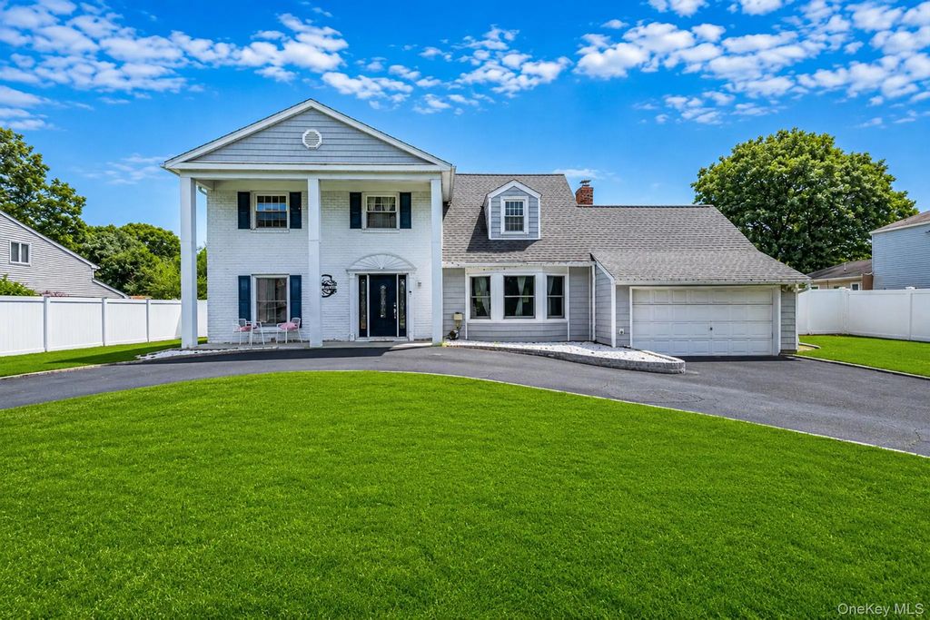 5 Priscilla Avenue, Holtsville