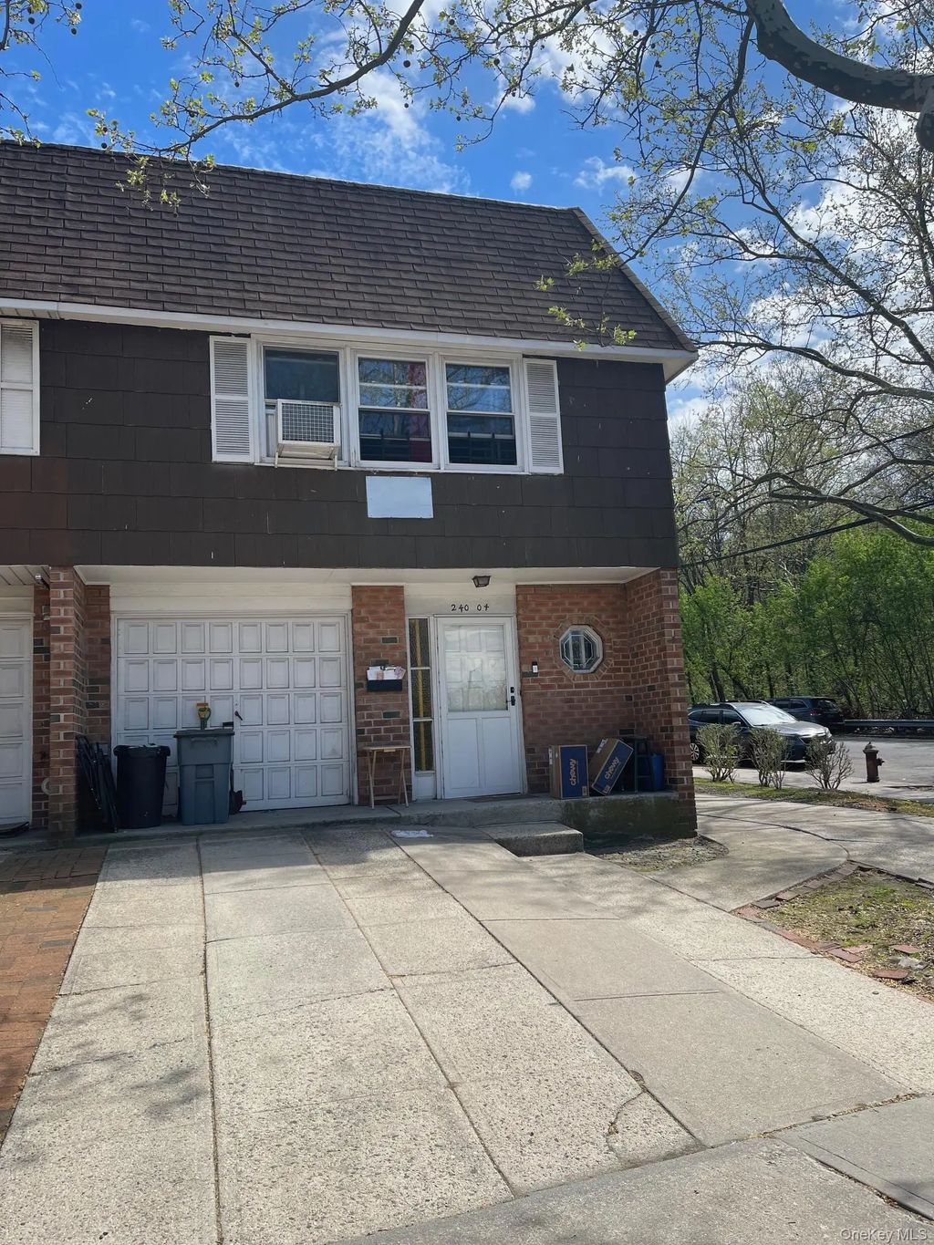 240-04 68th Avenue # 31, Douglaston