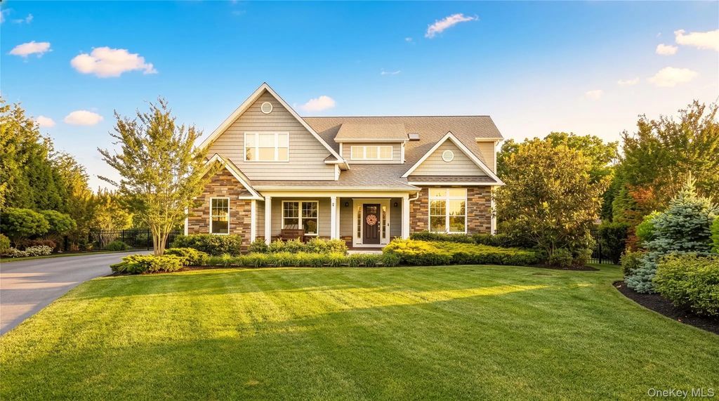 38 Blackberry Lane, Center Moriches