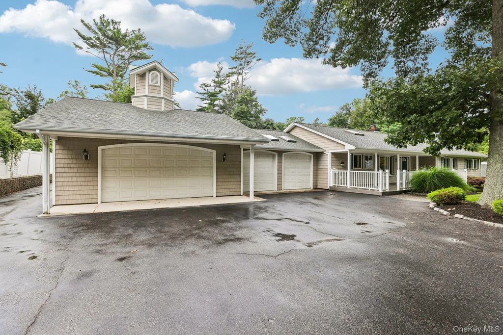 6 Winfield Drive, Sound Beach