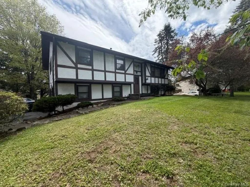 23 Bradner Drive, Warwick
