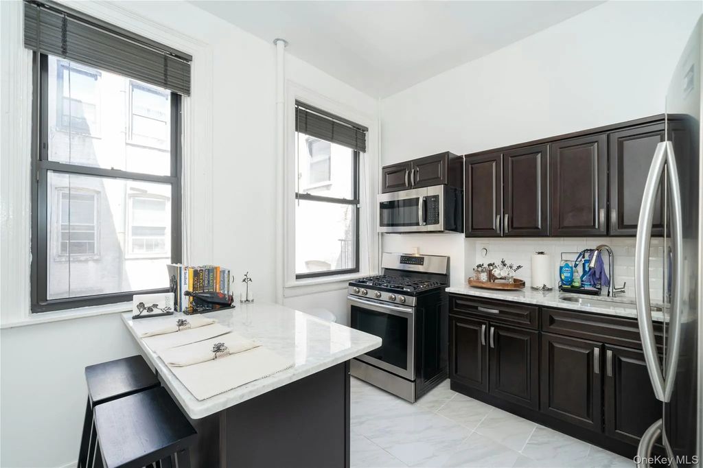 92 Hamilton Avenue # 5e, Yonkers
