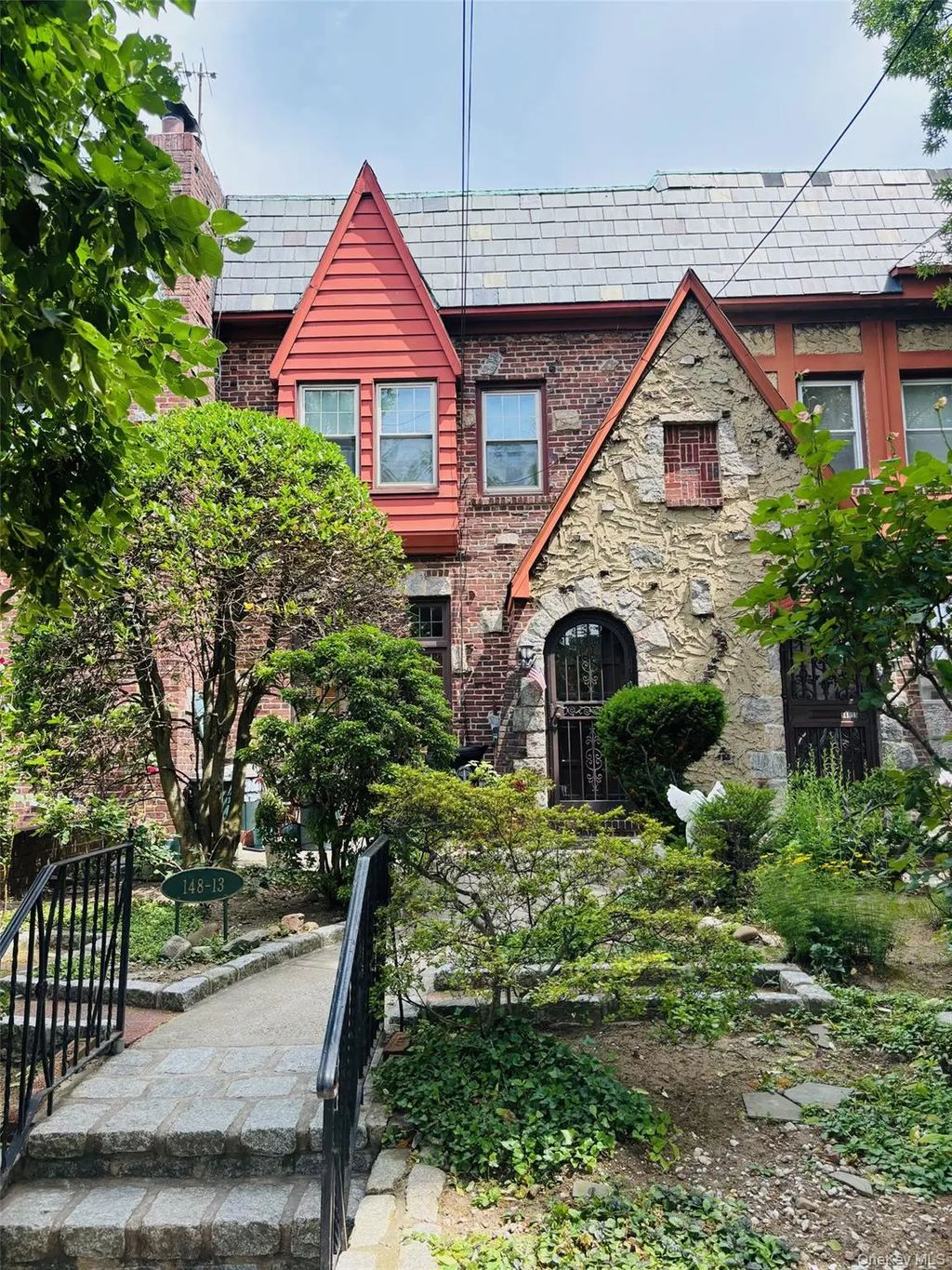 148-13 Willets Point Boulevard, Whitestone