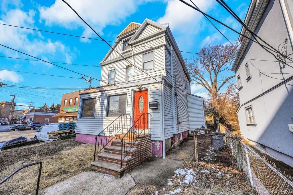 1052 Mclean Avenue, Yonkers