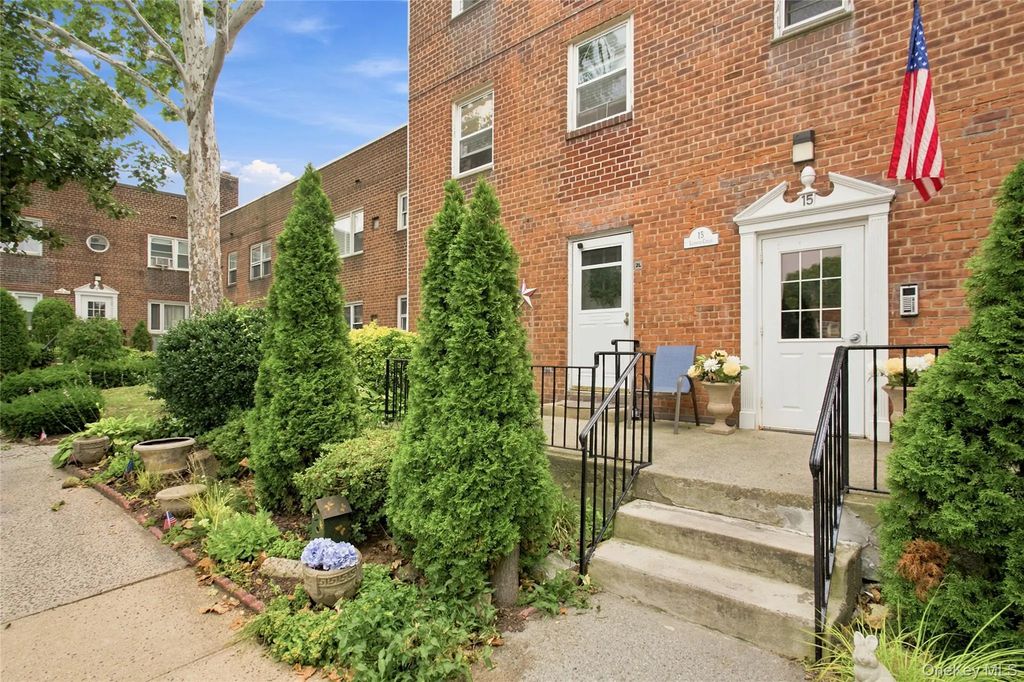 15 Leewood # 2l, Eastchester