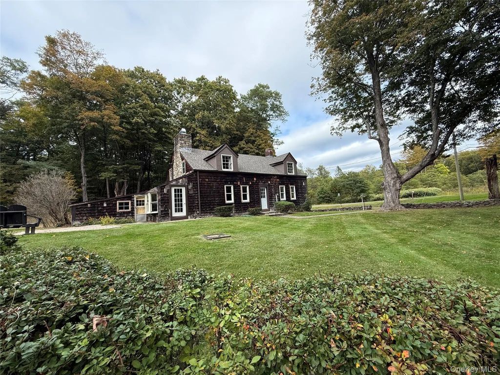 241 White Bridge Road, Howells