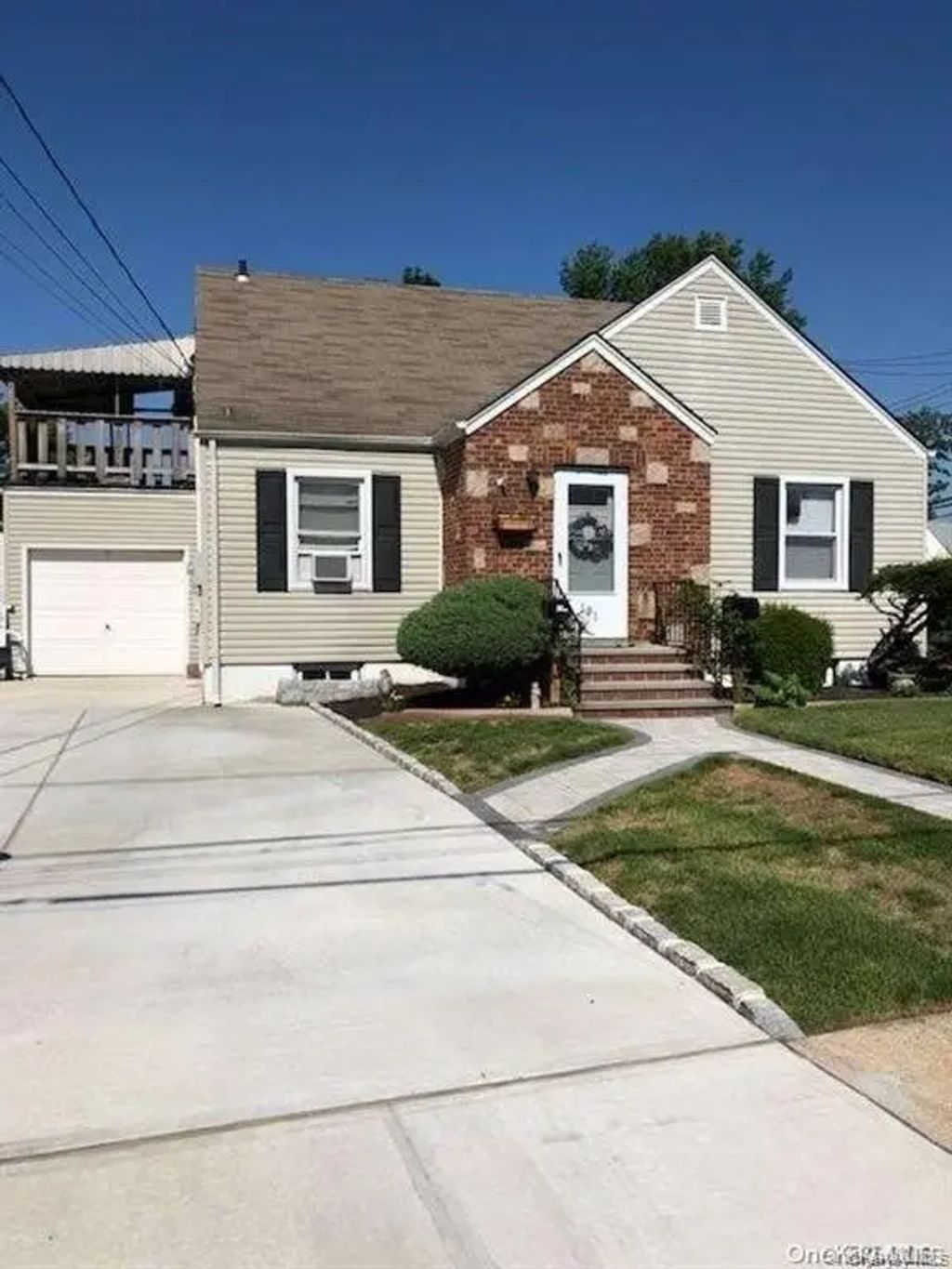 131 Chestnut Street, Lynbrook