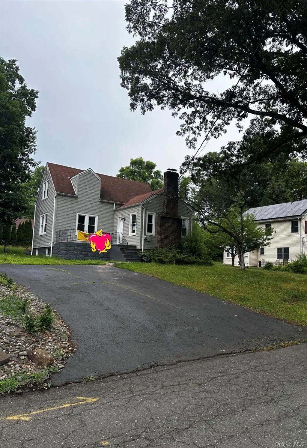 35 Lindbergh Lane, New City